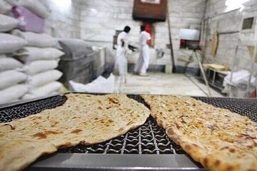 نانوایی متخلف در آب‌پخش به مراجع ذی‌صلاح معرفی شد