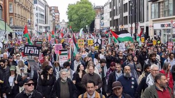 Thousands march in London for Palestine on Nakba Day
