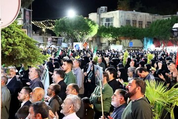 شکوه حضور مردم دیار آفتاب در هفتاد و هفتمین شب