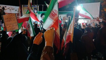 حضور حماسی مردم بیجار در میدان شهید رحمانی