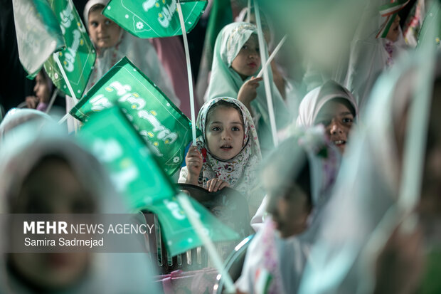 اولین جشن تکلیف کف خیابان