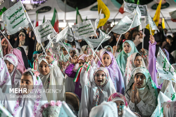 اولین جشن تکلیف کف خیابان