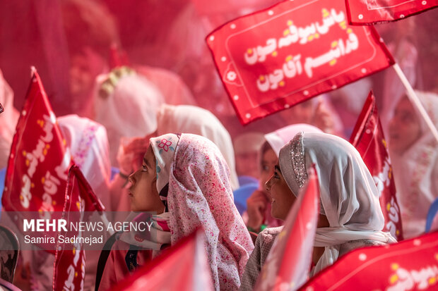 اولین جشن تکلیف کف خیابان