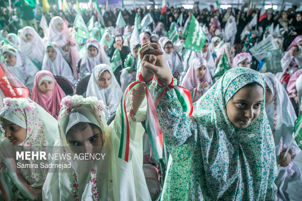اولین جشن تکلیف کف خیابان