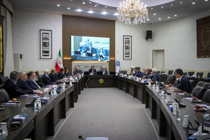 نمایندگان مجلس پیگیر حل مشکلات فعالان اقتصادی آذربایجان‌شرقی می‌شوند