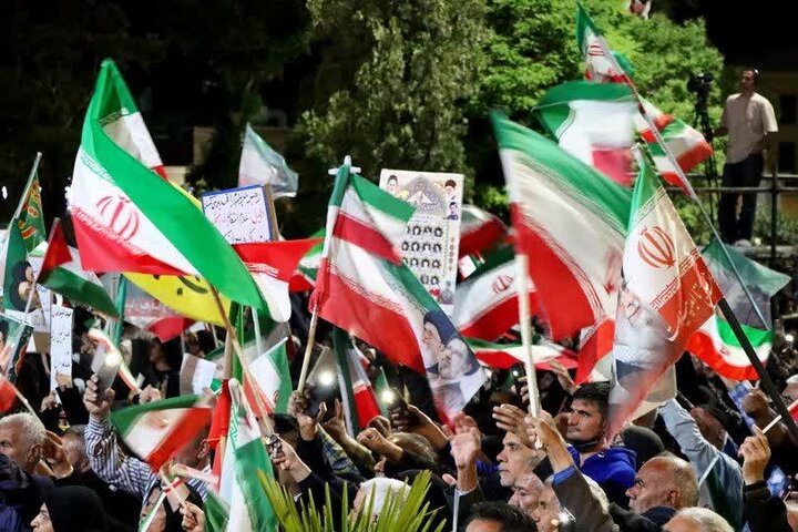 عزاداری محلاتی‌ها در شب شهادت امام جواد(ع) در شب هفتاد و هفتم حماسه