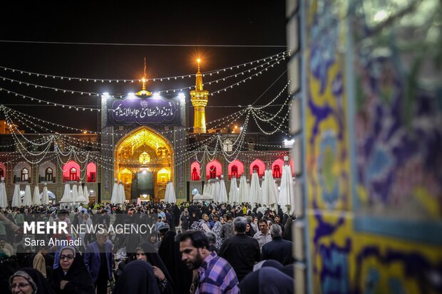 شب شهادت امام جواد(ع) در حرم علی‌ابن‌ موسی الرضا (ع)