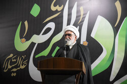 مروی: گران فروشان و محتکران همدست دشمن هستند