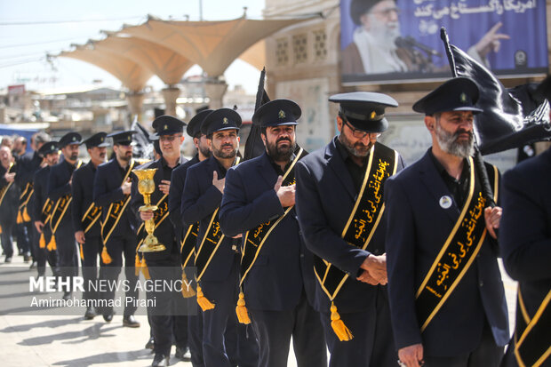 سوگواری خادمان حرم بانوی کرامت در سالروز شهادت امام جواد(ع)