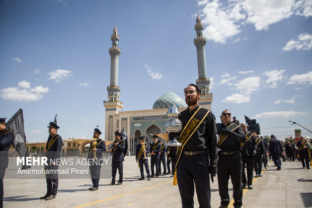 سوگواری خادمان حرم بانوی کرامت در سالروز شهادت امام جواد(ع)
