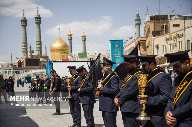 سوگواری خادمان حرم بانوی کرامت در سالروز شهادت امام جواد(ع)