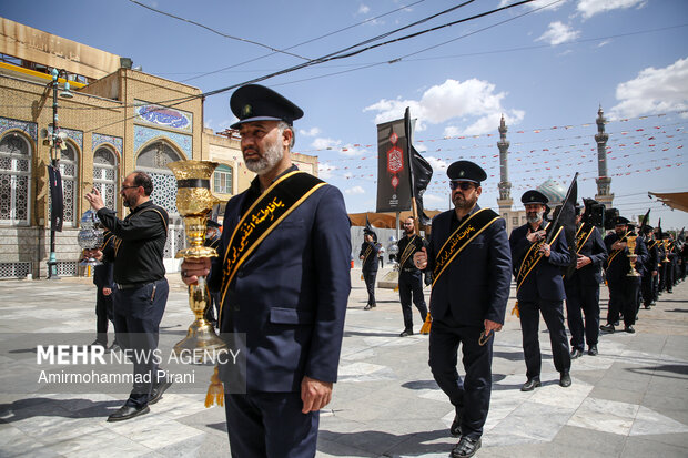 سوگواری خادمان حرم بانوی کرامت در سالروز شهادت امام جواد(ع)