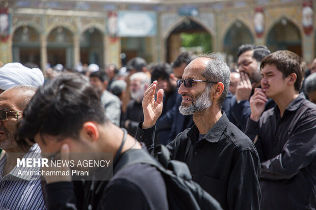 سوگواری خادمان حرم بانوی کرامت در سالروز شهادت امام جواد(ع)
