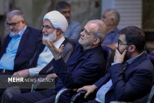 بزشكيان: قوة إيران تعتمد على إدارة الموارد والمشاركة المسؤولة للشعب