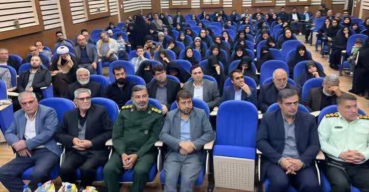 نقش شهدا در خنثیسازی توطئههای دشمنان علیه ایران