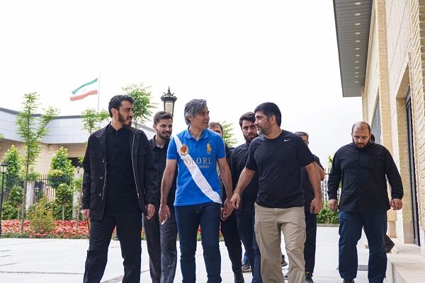 حضور مداح اهل بیت در فدراسیون کشتی حضور مداح اهل بیت در فدراسیون کشتی