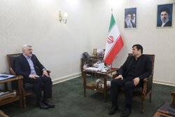 دیدار رئیس فدراسیون اسکواش با وزیر ورزش و جوانان