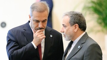 Tehran, Ankara discuss diplomatic trends by phone