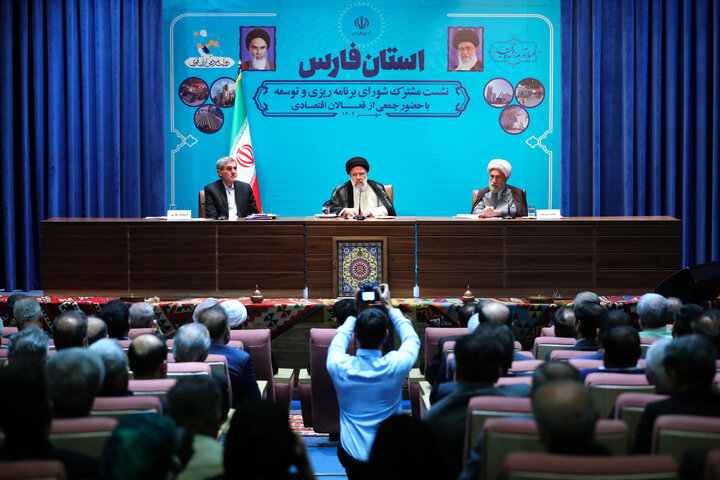 فارس در نگاه شهید جمهور؛ از صنعت و گردشگری تا مدیریت کارآمد مردمی