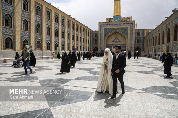 ازدواج زیر سایه امام رضا(ع)