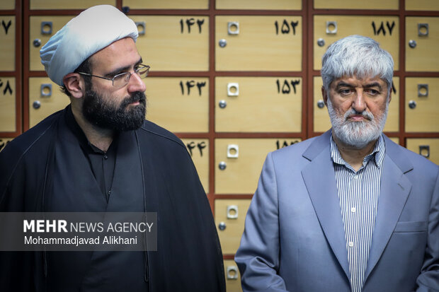 مراسم یادبود شهید علی لاریجانی در مسجد بلال رسانه ملی