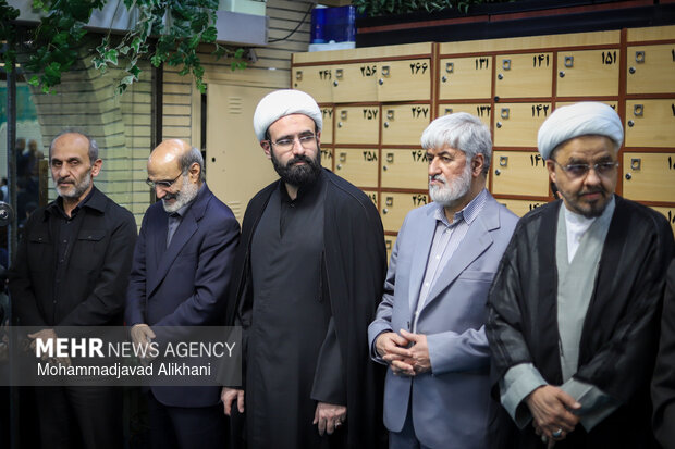 مراسم یادبود شهید علی لاریجانی در مسجد بلال رسانه ملی