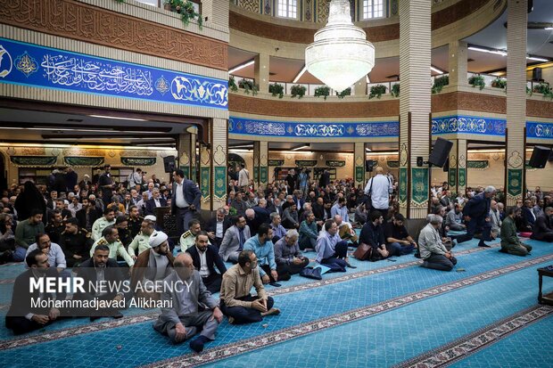 مراسم یادبود شهید علی لاریجانی در مسجد بلال رسانه ملی