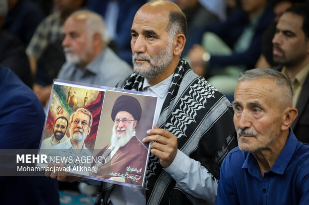 مراسم یادبود شهید علی لاریجانی در مسجد بلال رسانه ملی