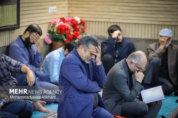 مراسم یادبود شهید علی لاریجانی در مسجد بلال رسانه ملی