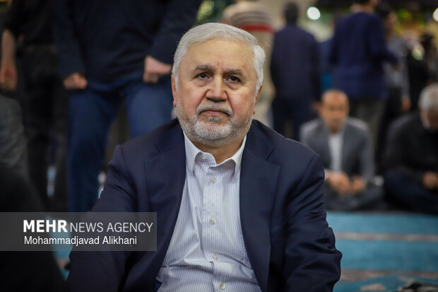 مراسم یادبود شهید علی لاریجانی در مسجد بلال رسانه ملی