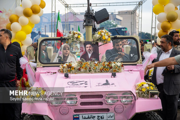 مراسم جشن پیوند ۱۱۰ زوج جان فدا در میدان آیینی امام حسین (ع)