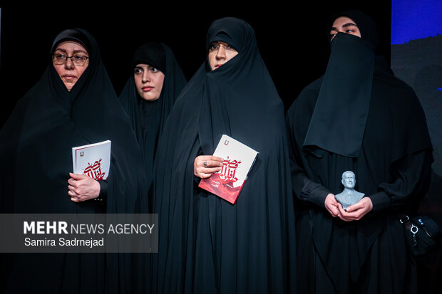 همایش بین‌المللی «امیر دیپلماسی مقاومت»