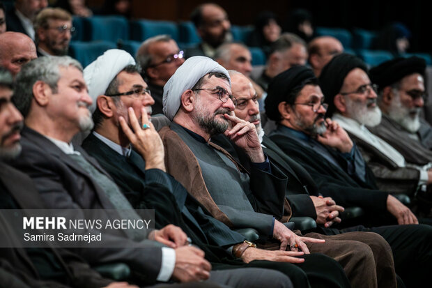 همایش بین‌المللی «امیر دیپلماسی مقاومت»