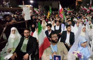 مراسم ازدواج آسان همزمان با تجمع مردمی در بوشهر