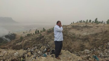 دود زباله در آسمان لنده؛آتش‌سوزی جایگاه پسماند به جنگل‌ها خسارت زد