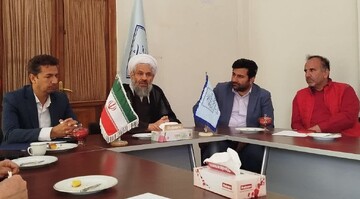 عضو خبرگان: افراط و تفریط به گردشگری آسیب می‌زند