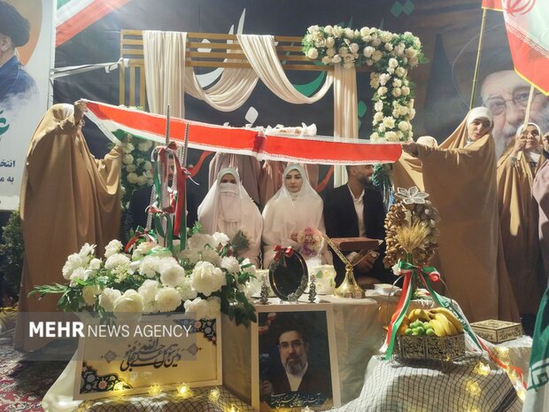جشن عقد ماندگار در قرار شبانه مردم خلخال