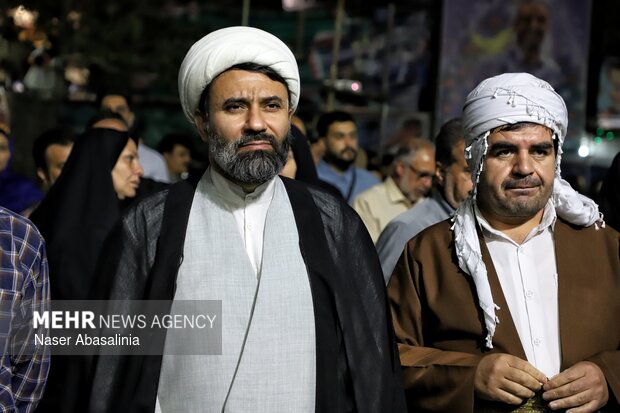 جشن ازدواج زوج های سنندجی در تجمع شبانه