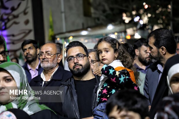 جشن ازدواج زوج های سنندجی در تجمع شبانه