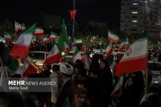 آئین رونمایی از دیوارنگاره اراک