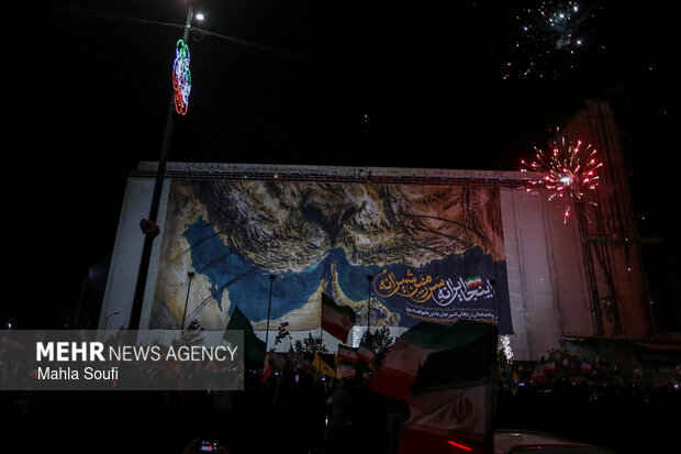 آئین رونمایی از دیوارنگاره اراک