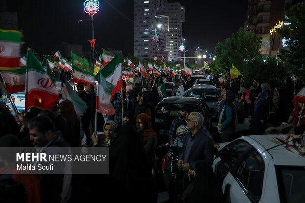 آئین رونمایی از دیوارنگاره اراک