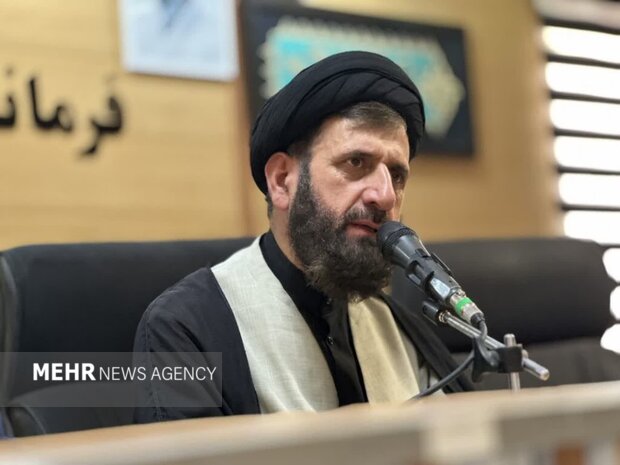 «کتابخانه سیار» گامی مؤثر در توسعه فرهنگی گرمسار