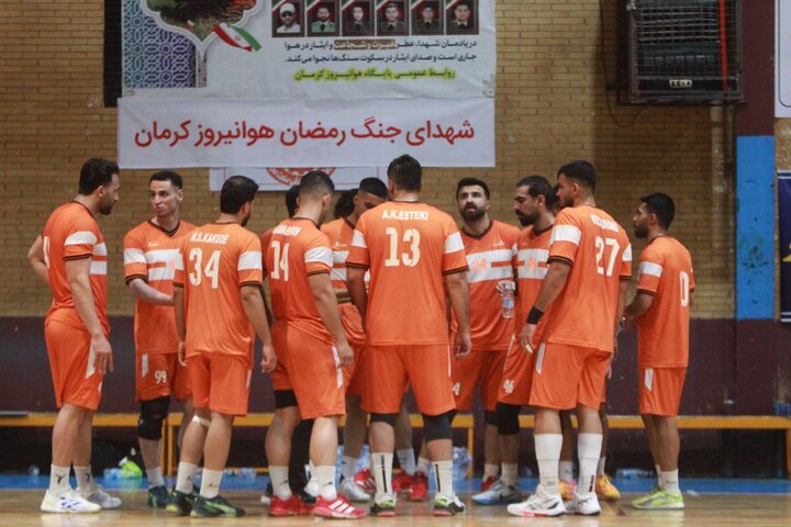 تجربه هندبالیست های مس، نیروی زمینی سبزوار را شکست داد