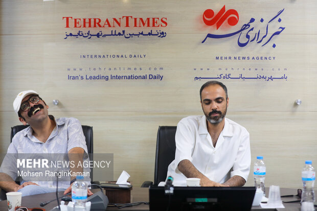 مردم کف خیابان از تئاترها جلوتر هستند؛ پایانبندی نمایش کلیشهای نیست!