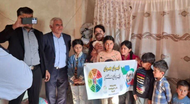 دیدار فرماندار کلیبر با خانواده‌های پرجمعیت در بخش آبش‌آحمد