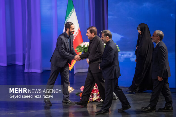 کنگره فرهنگی هنری «پرواز تا خورشید»