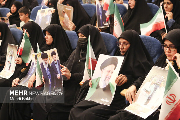 مراسم سالگرد رییس جمهور شهید و شهدای خدمت در قم