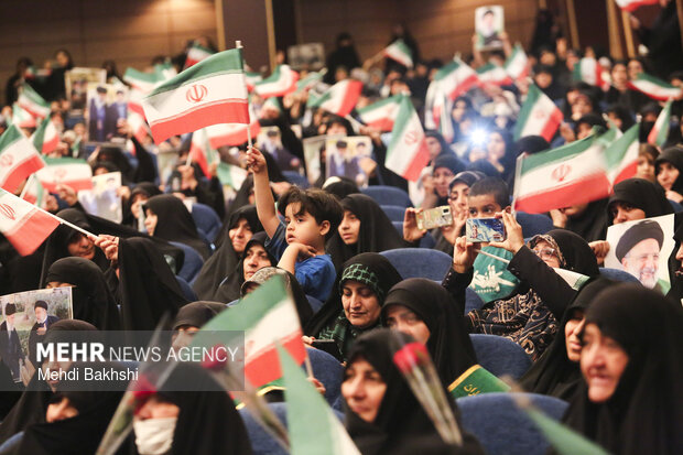 مراسم سالگرد رییس جمهور شهید و شهدای خدمت در قم