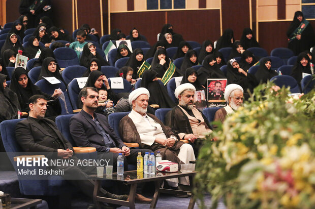 مراسم سالگرد رییس جمهور شهید و شهدای خدمت در قم